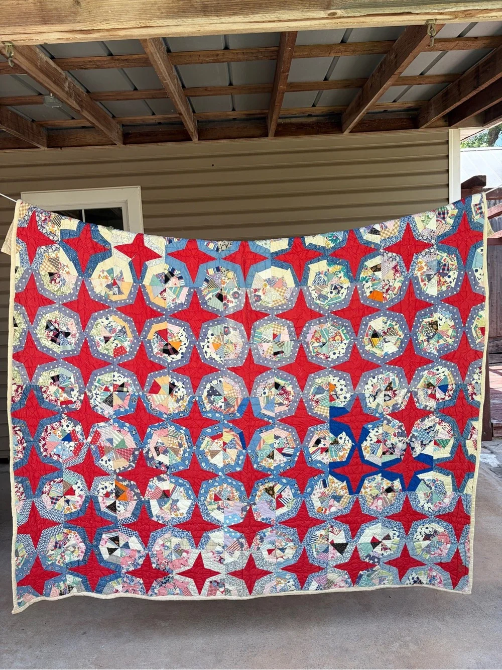 Vintage Spider Web Quilt - 1950s Scrape Quilt - 67 x 72.5”